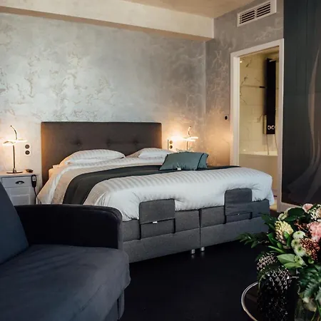 Amiraute Hotel 3*