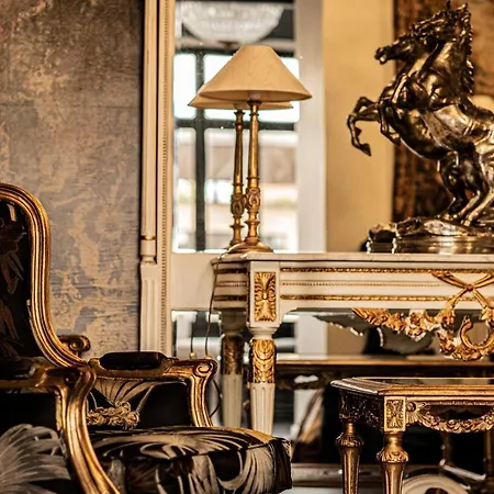 Hotel Amiraute 3*