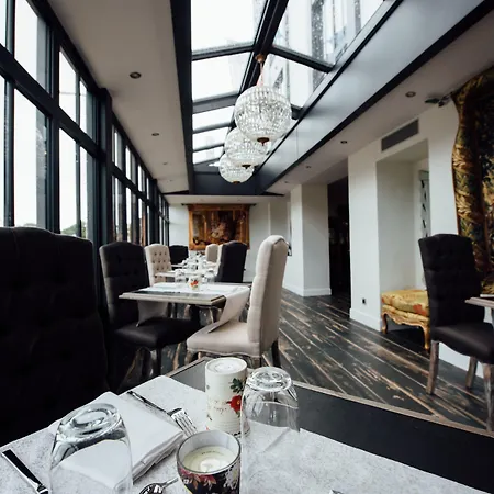 Amiraute Hotel 3*