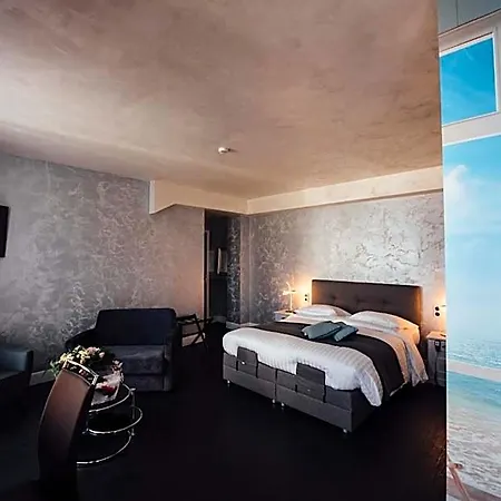 Hotel Amiraute 3*