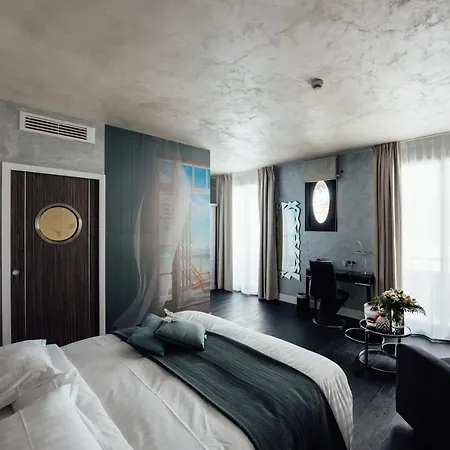 Amiraute Ξενοδοχείο 3*